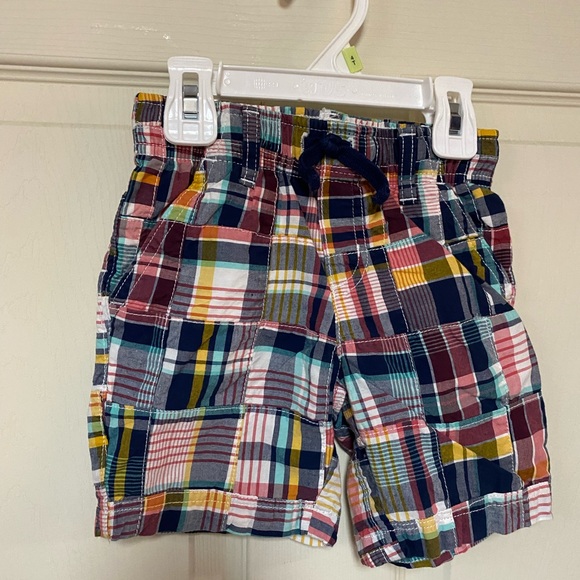 Little boys shorts set from Gymboree size 3T. - Picture 3 of 5
